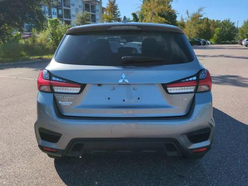 2024 Mitsubishi Outlander Sport SE