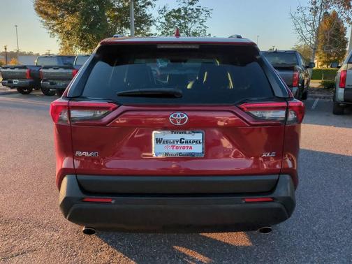2021 Toyota RAV4 XLE Premium