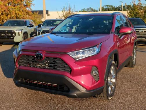 2021 Toyota RAV4 XLE Premium