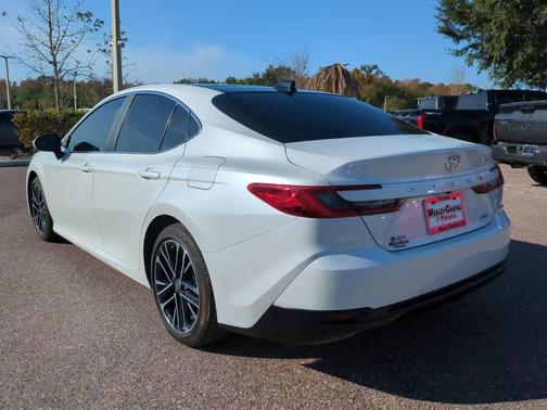 2025 Toyota Camry XLE