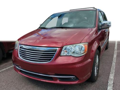 2016 Chrysler Town & Country Touring-L