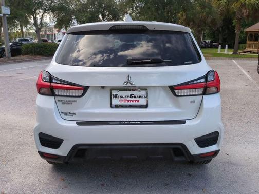 2020 Mitsubishi Outlander Sport SE