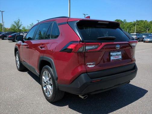 2022 Toyota RAV4 XLE Premium