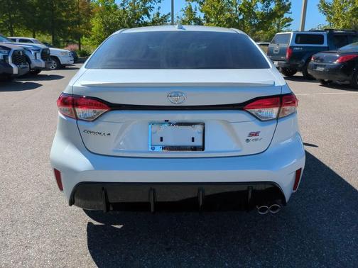 2026 Toyota Corolla Hybrid SE