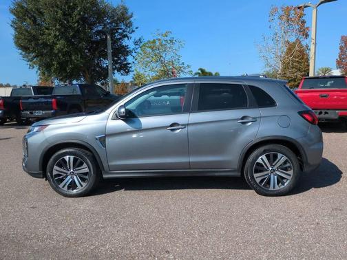 2025 Mitsubishi Outlander Sport SE