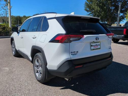 2023 Toyota RAV4 Hybrid LE