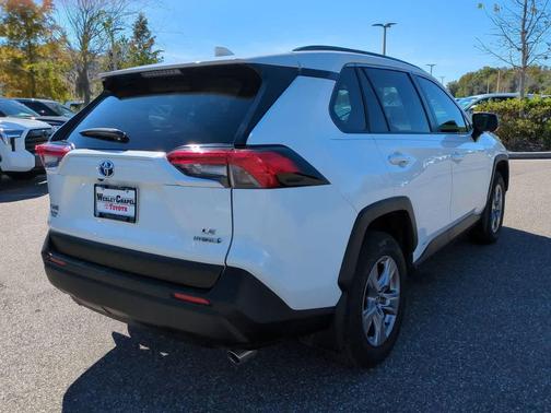 2023 Toyota RAV4 Hybrid LE