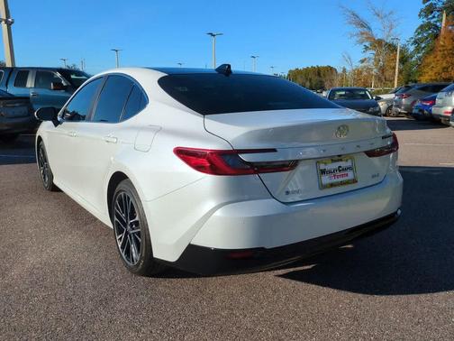 2025 Toyota Camry XLE