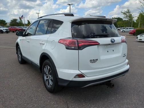 2017 Toyota RAV4 Hybrid SE
