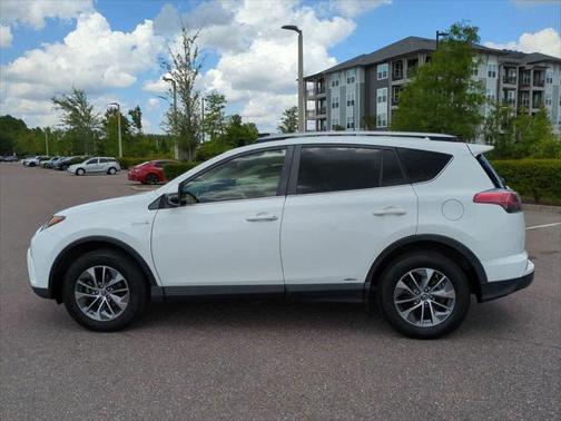 2017 Toyota RAV4 Hybrid SE