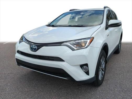 2017 Toyota RAV4 Hybrid SE