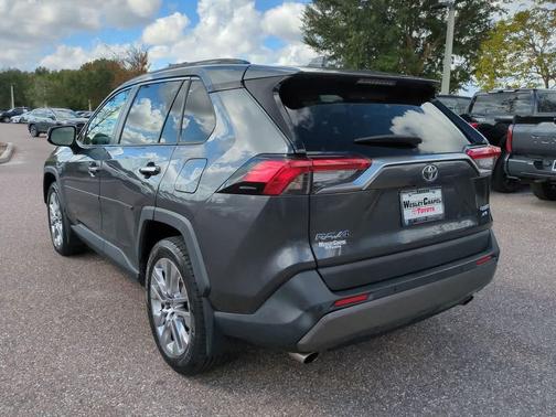 2020 Toyota RAV4 Limited