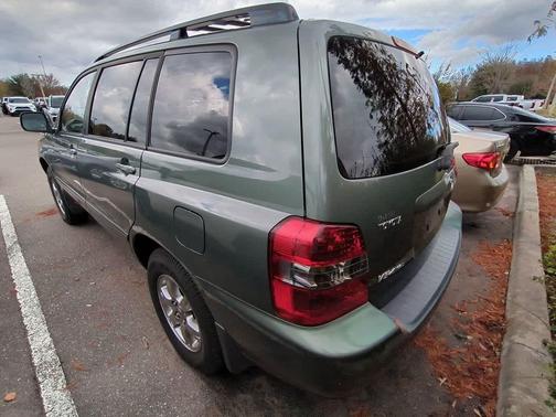 2005 Toyota Highlander Base
