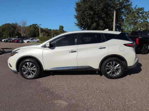 Pearl White 2018 Nissan Murano S
