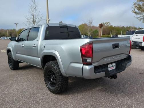 2022 Toyota Tacoma SR5