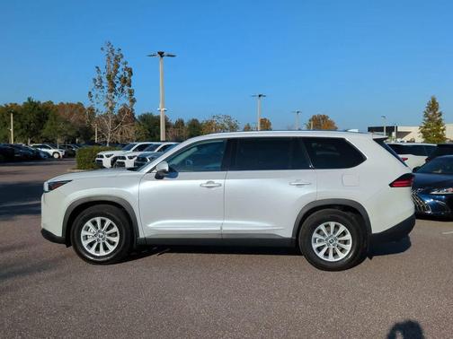 2025 Toyota Grand Highlander XLE