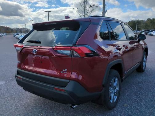2025 Toyota RAV4 Hybrid LE
