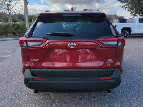 2025 Toyota RAV4 Hybrid LE