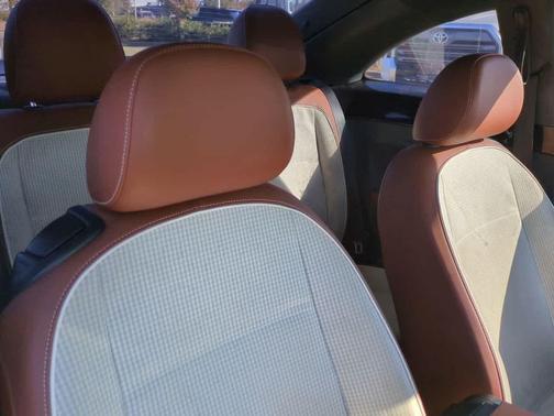 2015 Volkswagen Beetle 1.8T