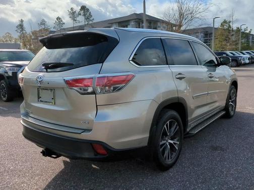 2016 Toyota Highlander XLE