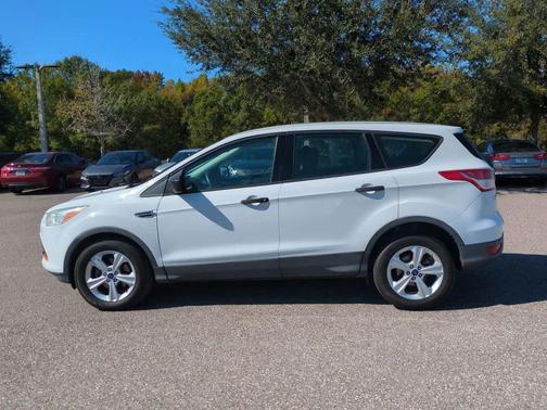 2016 Ford Escape S