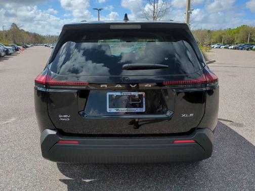 2026 Toyota RAV4 XLE