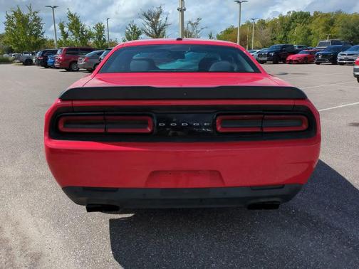2017 Dodge Challenger SXT