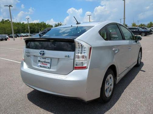 2010 Toyota Prius III