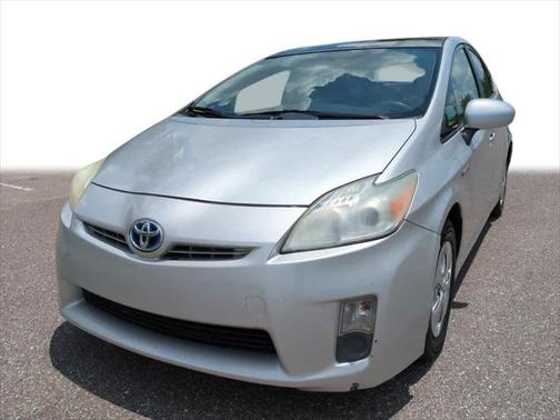 2010 Toyota Prius III