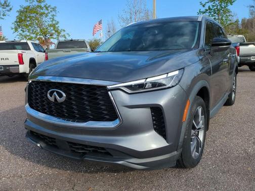 2022 INFINITI QX60 Luxe