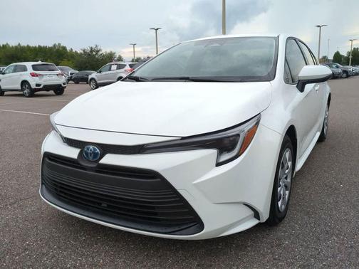 2025 Toyota Corolla Hybrid LE