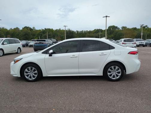 2025 Toyota Corolla Hybrid LE