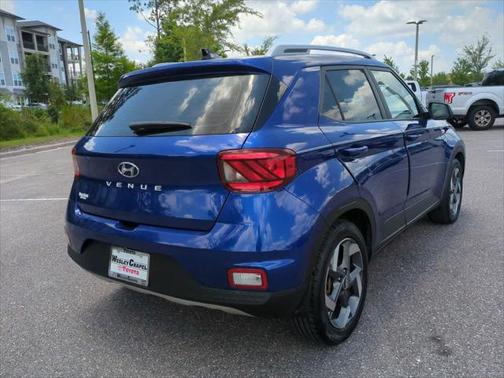 2021 Hyundai VENUE SEL