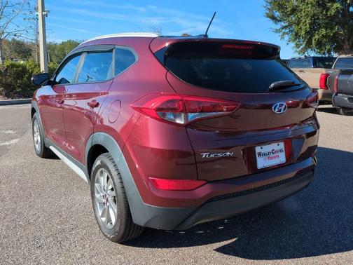 2017 Hyundai TUCSON SE
