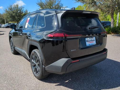 2026 Toyota RAV4 XLE