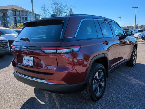 2022 Jeep Grand Cherokee 4xe Base