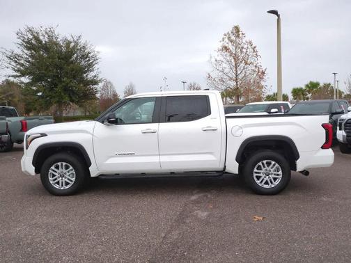 2025 Toyota Tundra SR5