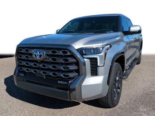 2024 Toyota Tundra Hybrid Platinum