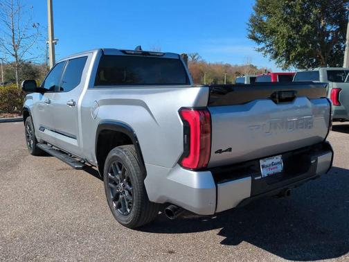 2024 Toyota Tundra Hybrid Platinum