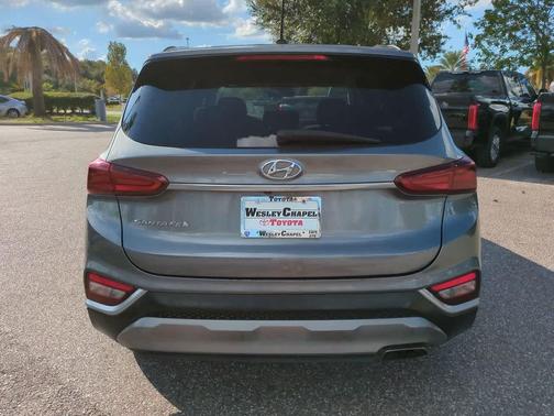 2019 Hyundai SANTA FE SE 2.4