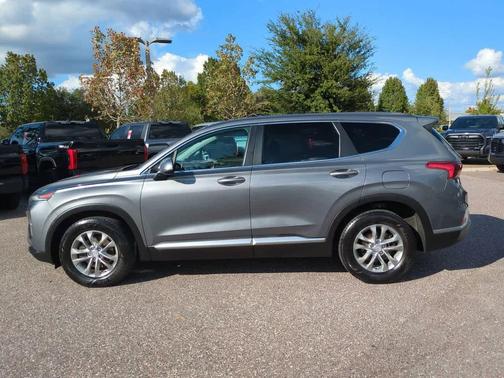 2019 Hyundai SANTA FE SE 2.4