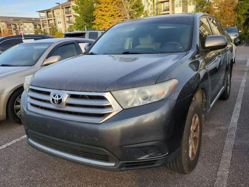 2013 Toyota Highlander SE