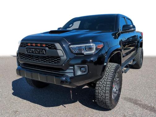2016 Toyota Tacoma TRD Sport