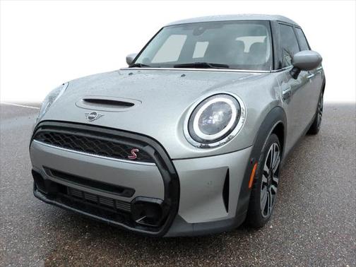 2023 MINI Hardtop Cooper S