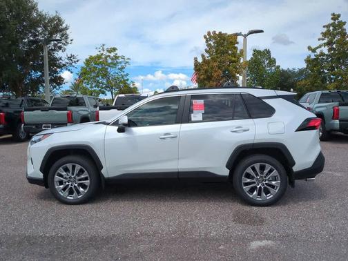 2025 Toyota RAV4 XLE Premium