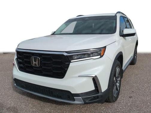 2024 Honda Pilot Touring 8-Passenger
