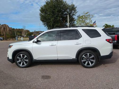 2024 Honda Pilot Touring 8-Passenger