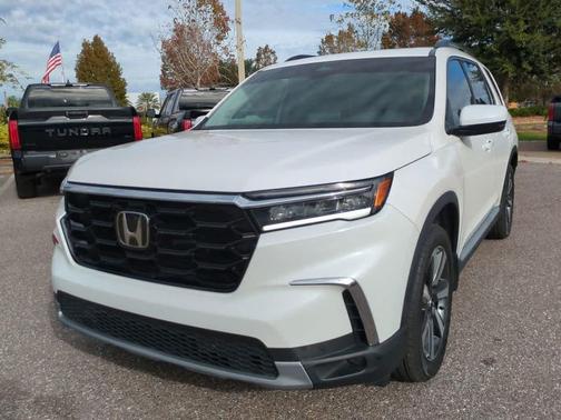 2024 Honda Pilot Touring 8-Passenger