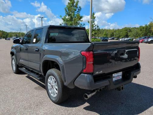 2025 Toyota Tacoma SR5