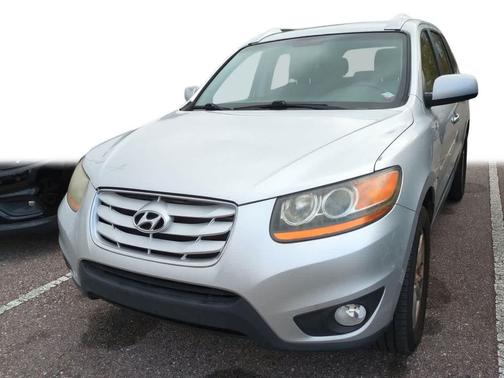 2011 Hyundai SANTA FE SE